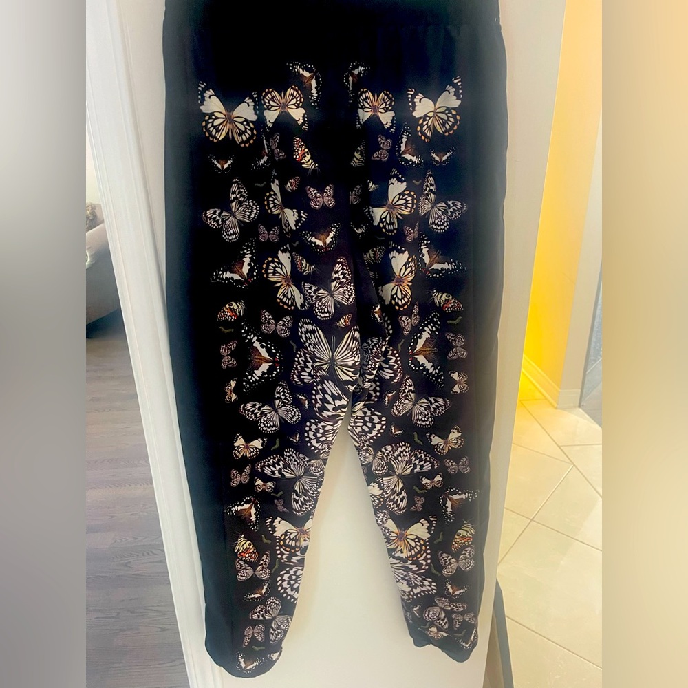 Terez butterfly joggers size large